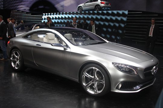 Mersedes-Benz S-Class Coupe