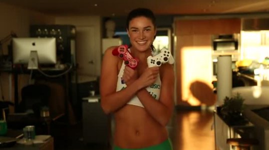 Forever Alone Meets Michelle Jenneke